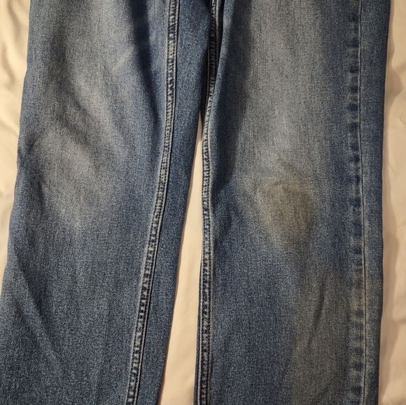Old Navy Relaxed Fit Blue Jeans - Picture 4 of 4
